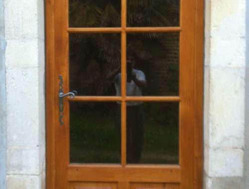 Porte-fenêtre bois classique